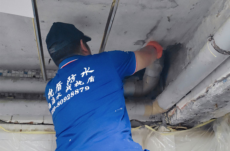 排水管口邊沿漏水維修